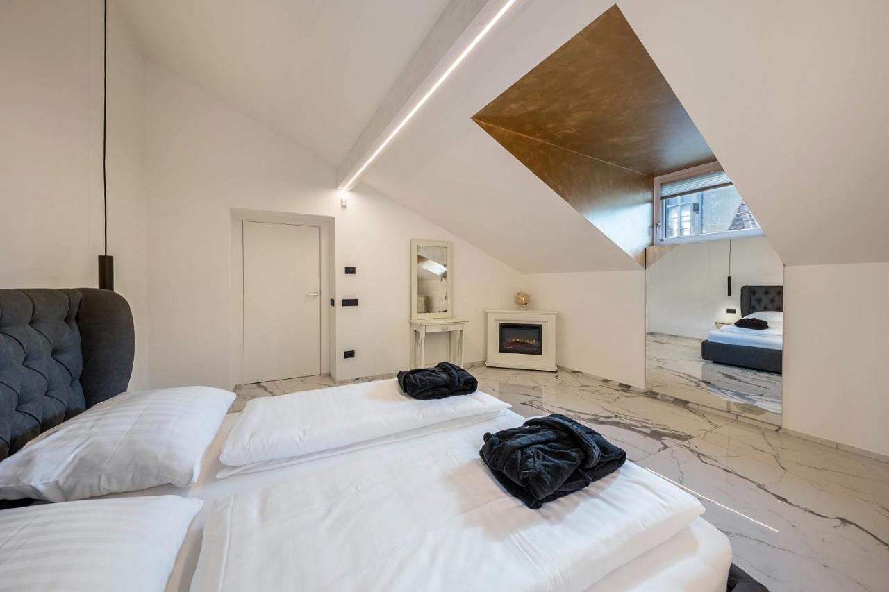 App 301 Palazzo Cavour Apartment Bolzano Exterior photo