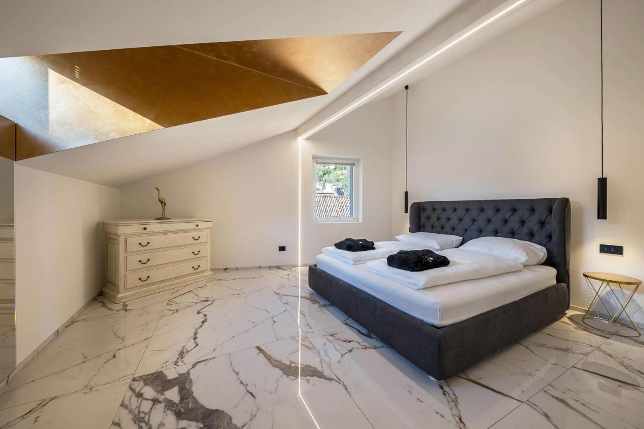 App 301 Palazzo Cavour Apartment Bolzano Exterior photo